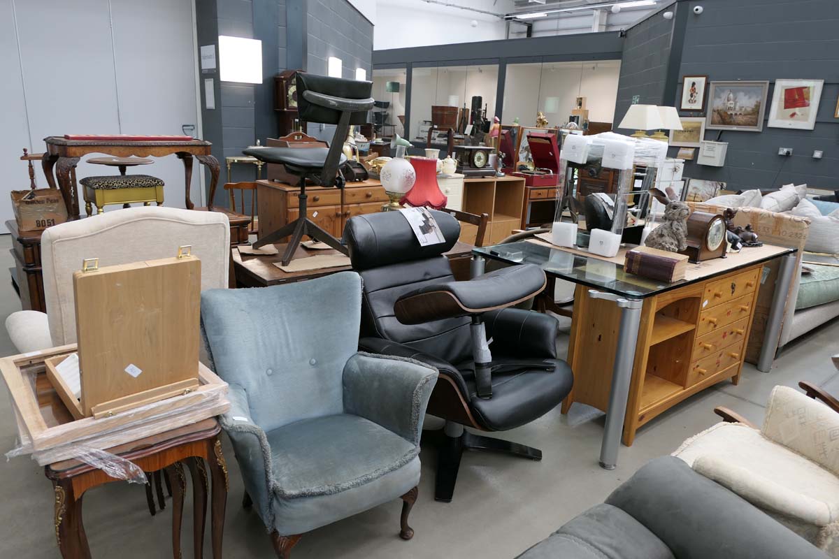 Bedford Weekly Auction