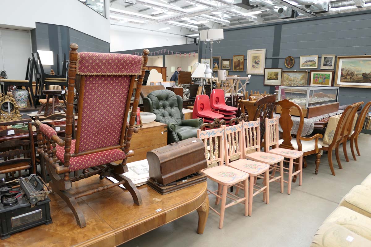 Bedford Weekly Auction