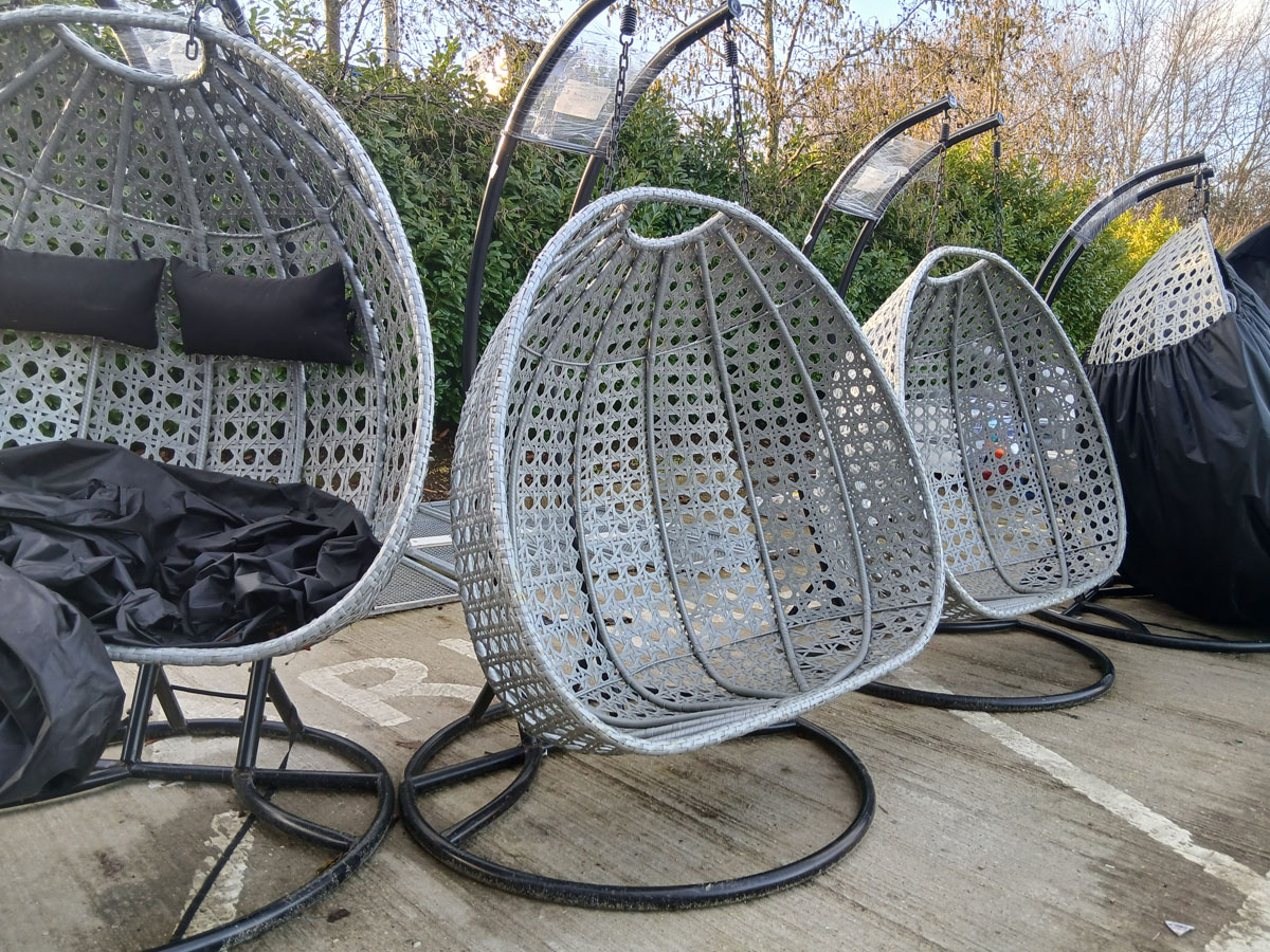 Bedford Weekly Auction