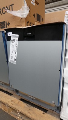 Lot 166 - SN87YX01CEB Siemens Dishwasher fully integrated