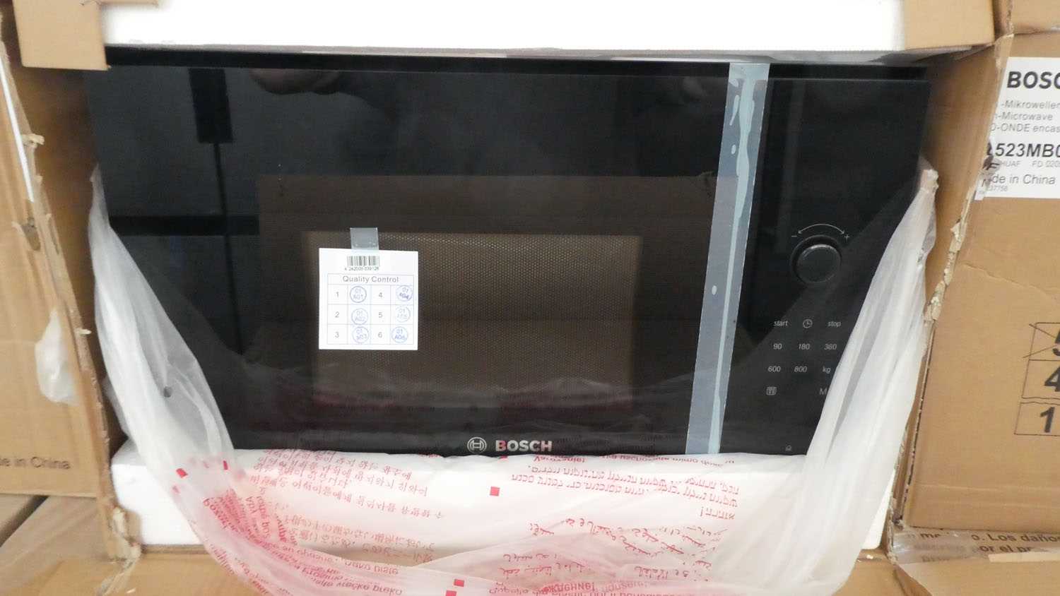 Lot 49 - BFL523MB0BB Bosch Built-in microwave oven