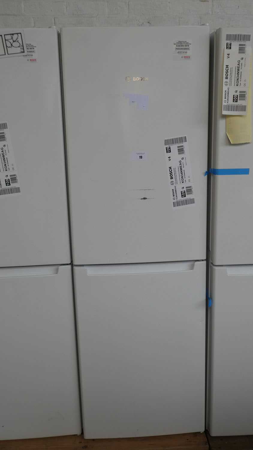 Lot 19 - KGN34NWEAGB Bosch Free-standing fridge-freezer