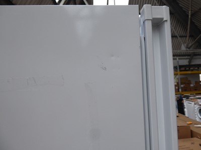 Lot 16 - KGN36VWEAGB Bosch Free-standing fridge-freezer