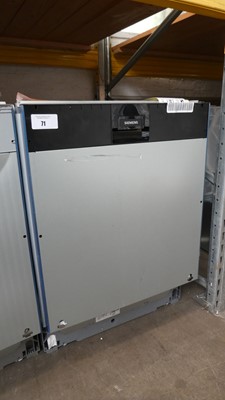 Lot 71 - SN87YX03CEB Siemens Dishwasher fully integrated