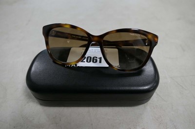 Lot 2061 - Marc Jacobs sunglasses with hard case