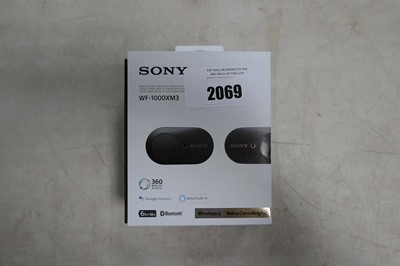 Lot 2069 - Sony WF-1000XM3 wireless earbuds with charging...
