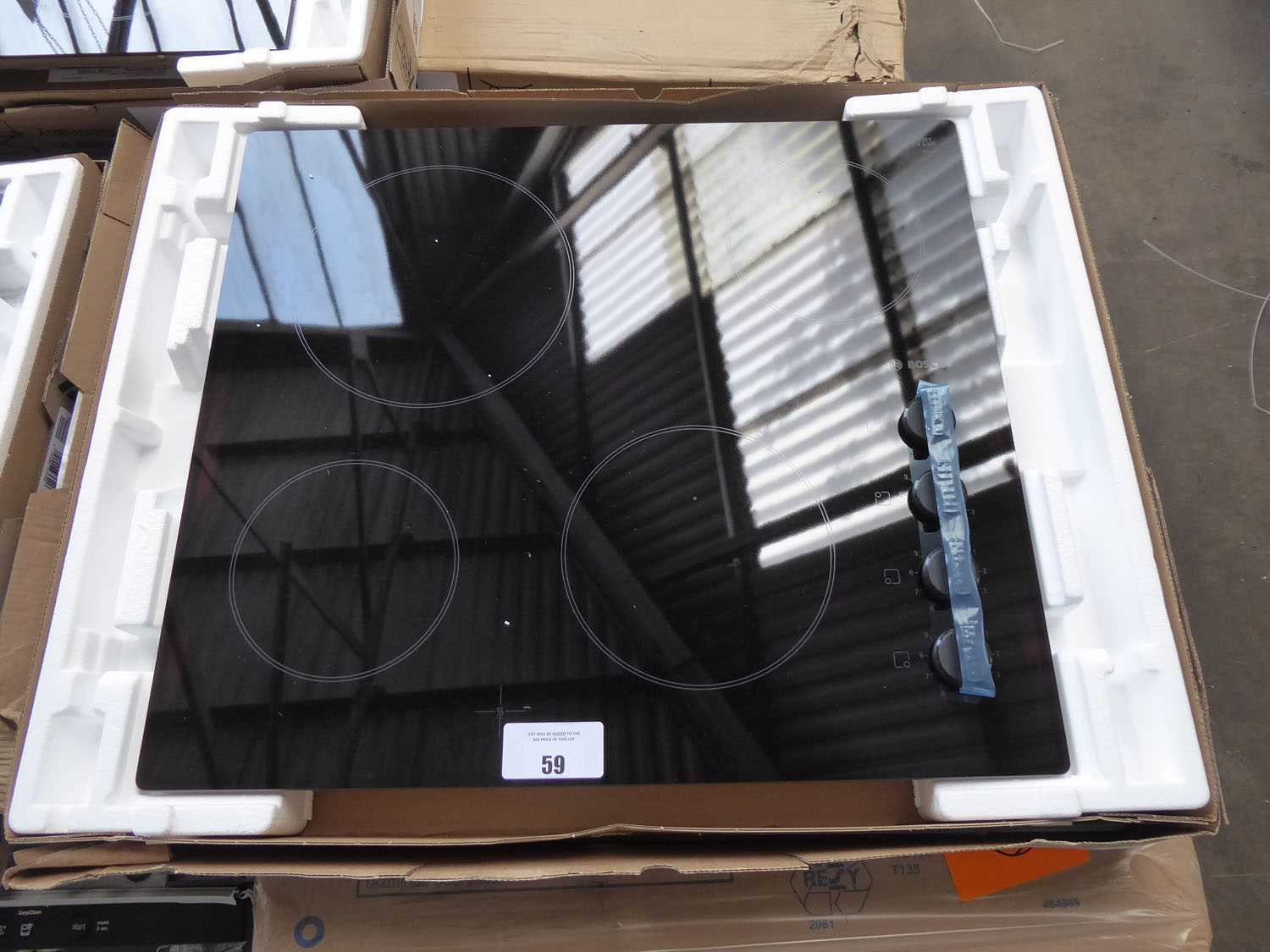 Lot 59 PKE611CA1EB Bosch Electric hob, autarkic
