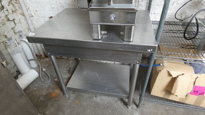 Lot 20 - 80cm stainless steel table with shelf under