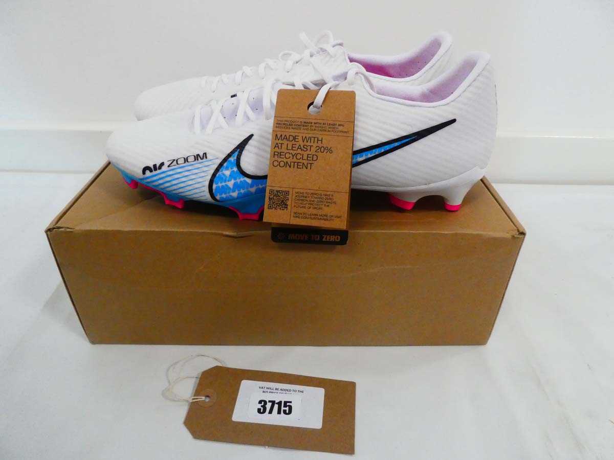 vapour 11 football boots