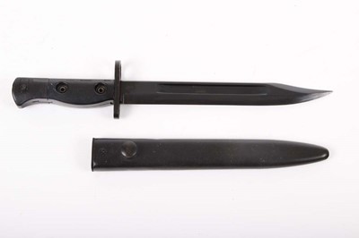 Lot 85 - British L1A3 knife bayonet, dated 1971, with...