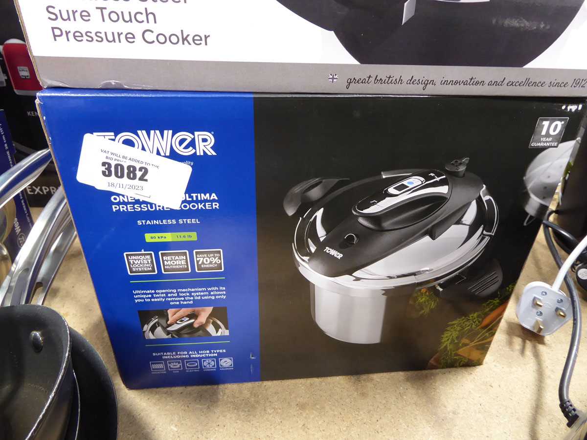 Lot 3082 Tower stainless steel pressure cooker
