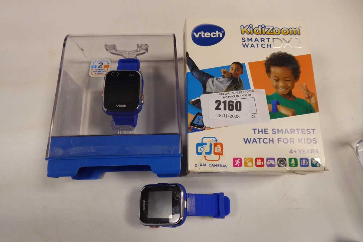 Lot 2160 2 x VTech Kidizoom watches