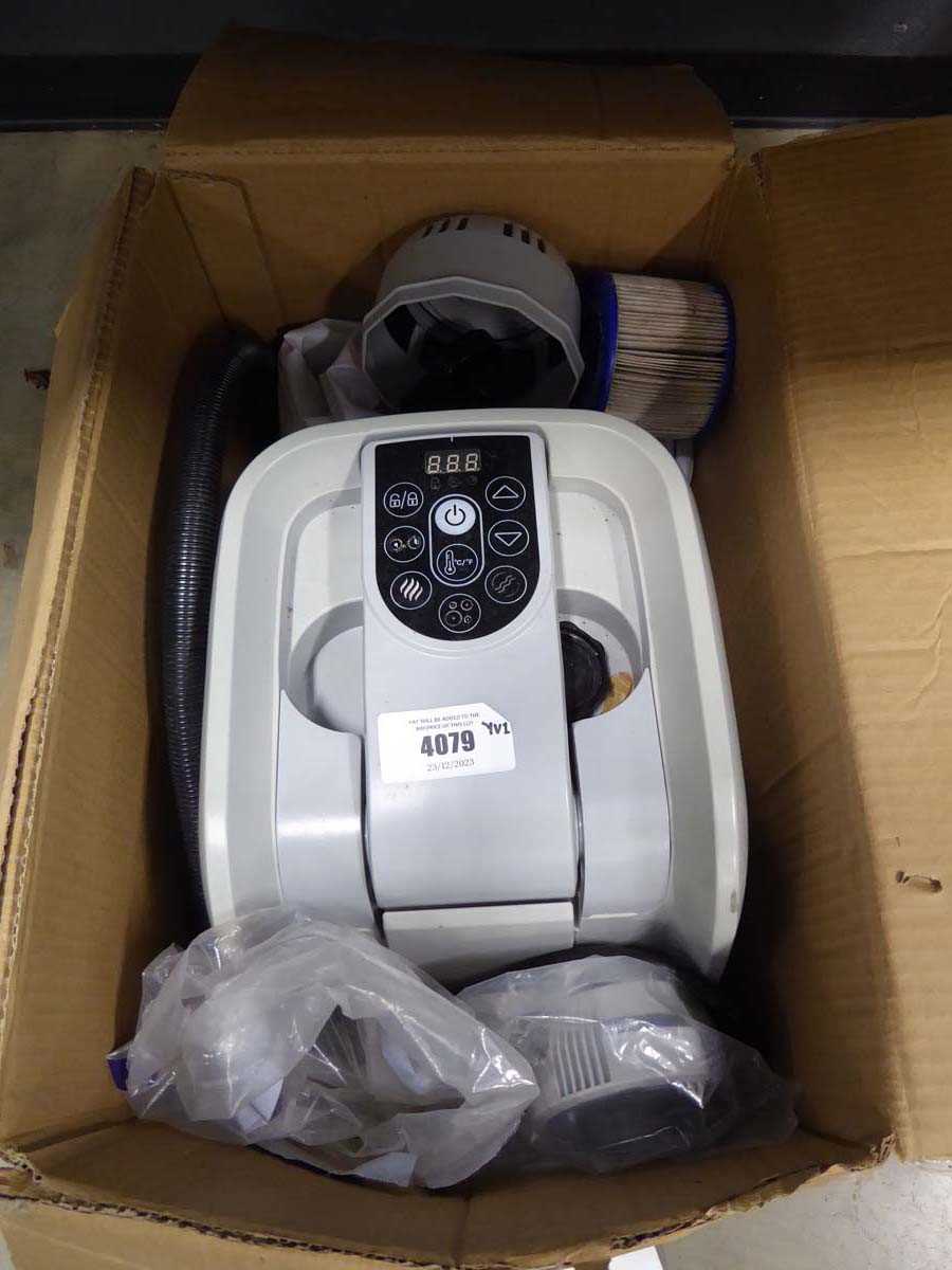 Lot 4079 LayZ spa pump and top cover