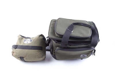 Lot 1023 - HSF rifle rest and Crane multi-purpose bag