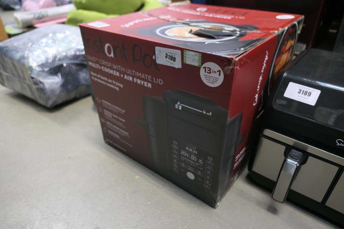 Lot 3190 InstantPot multi cooker and air fryer