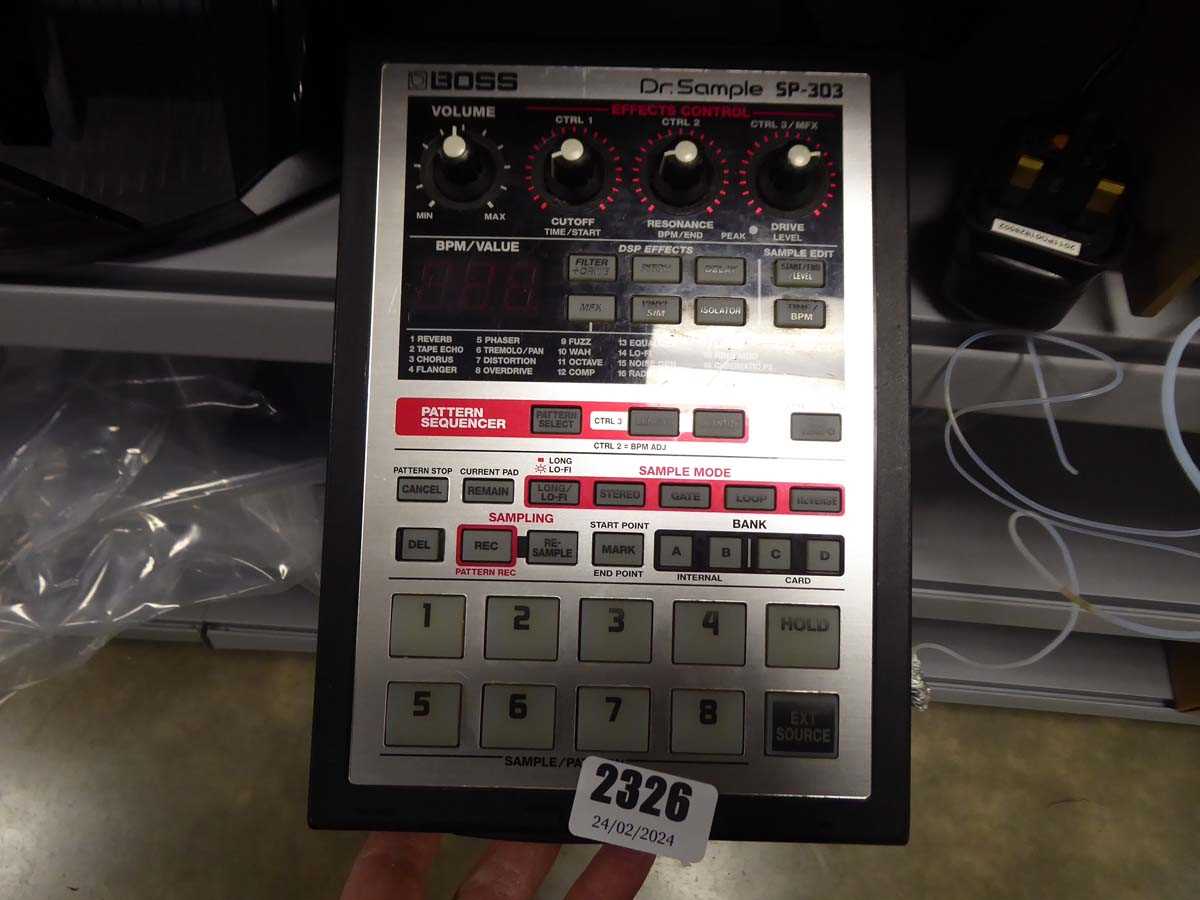 Lot 2326 Boss Dr Sample 303 sampler and synchroniser