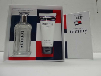 Lot Tommy Hilfiger Tommy edt 100ml & body wash...