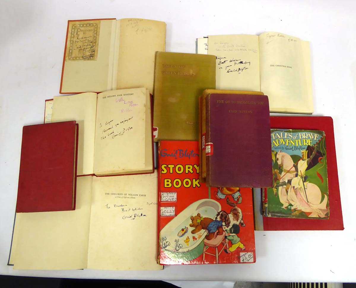 Lot 201 - Selection of 12 Enid Blyton books containing...