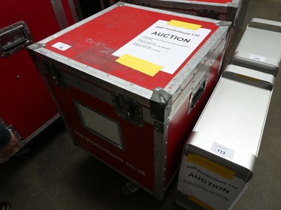 Lot 18 - Red flight case cube on castors containing 4...