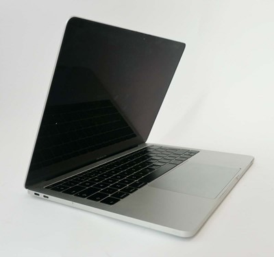 Lot 2013 - MacBook Pro 13" 2017 A1708 Silver laptop with...