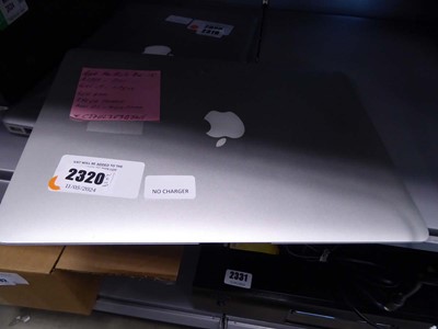 Lot 2019 - MacBook Air 13" 2011 A1369 Silver laptop with...