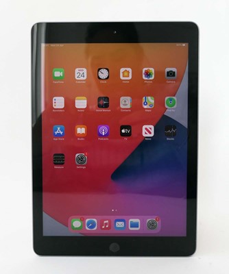 Lot 2051 - iPad 6th Gen 32GB Space Grey tablet
