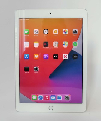 Lot 2056 - iPad 5th Gen 32GB White / Silver tablet