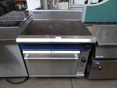 Lot 9 - 90cm gas Blue Seal solid top cooker with large...
