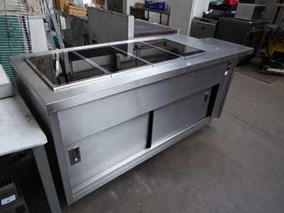 Lot 10 - 200cm electric mobile heated servery unit with...