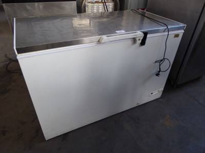 Lot 131 - 130cm stainless steel topped chest freezer