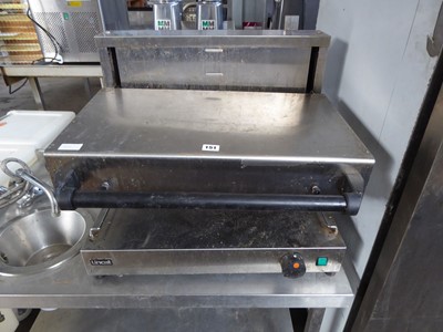 Lot 151 - 60cm electric Lincat rise and fall grill