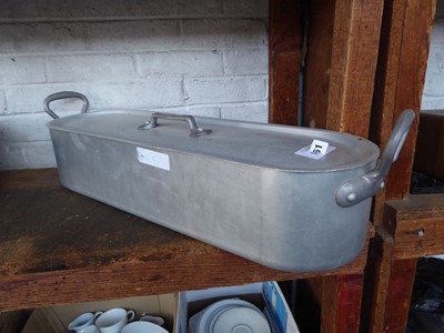 Lot 161 - 70cm aluminium fish kettle with lid