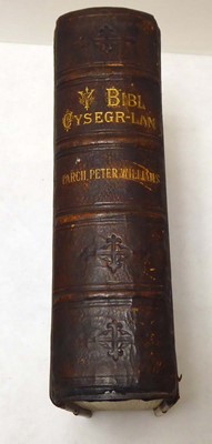 Lot 213 - Leatherbound Welsh language Bible (circa late...
