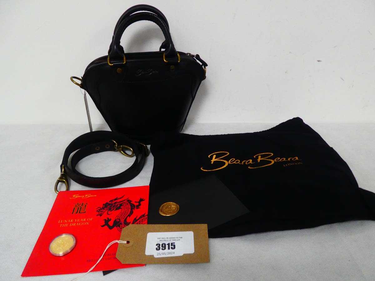 Lot 3915 Beara Beara Handmade Leather Small Black 5380