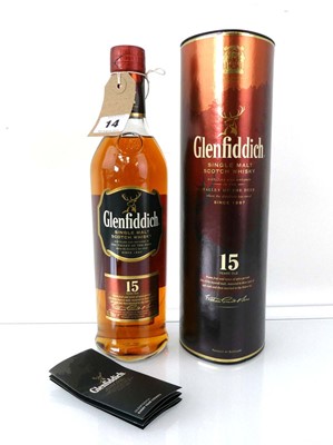 Lot 14 - A bottle of Glenfiddich 15 year old Single...