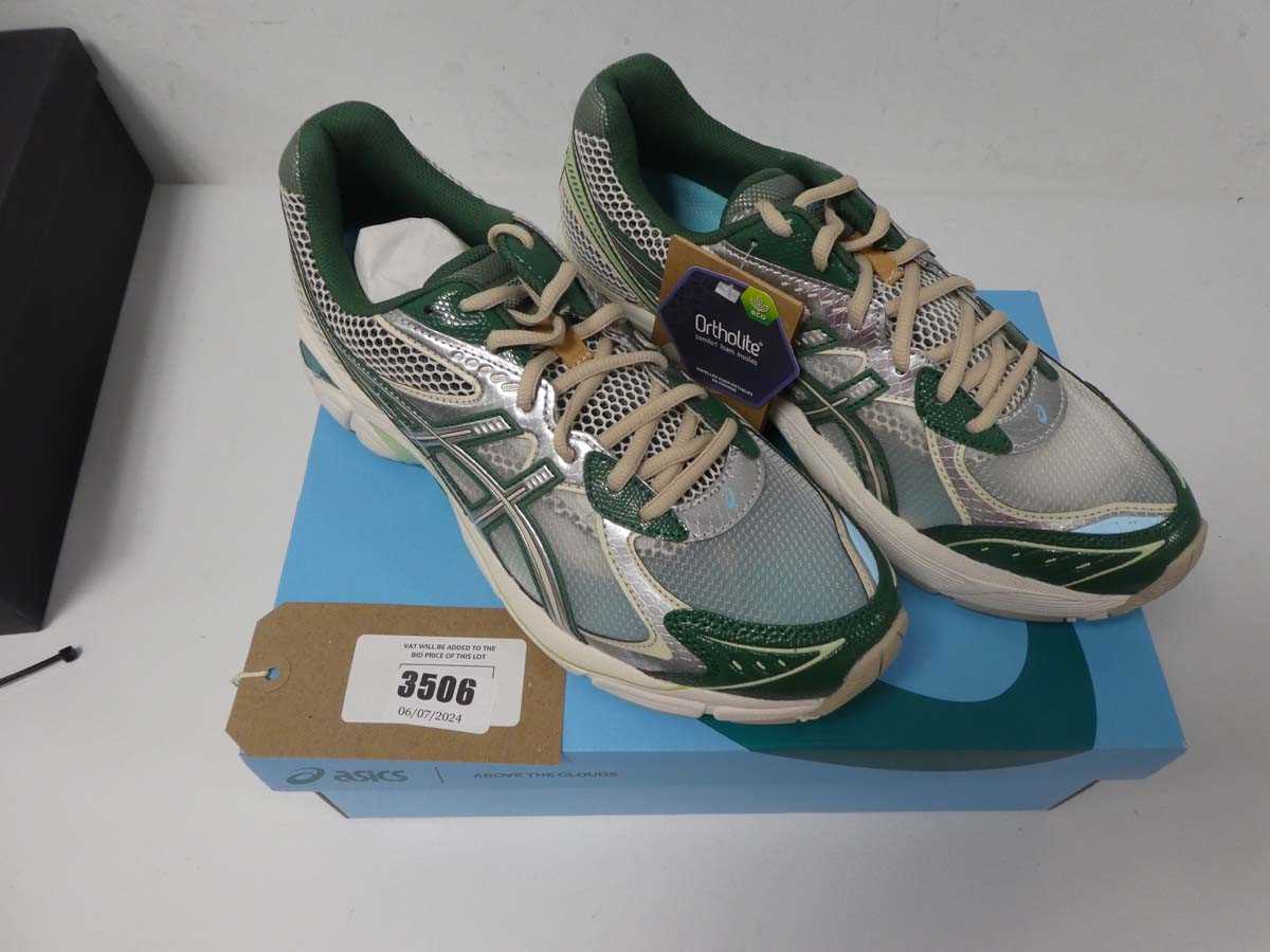 Lot 3506 - Boxed pair of Asics trainers, green/cream, UK 8
