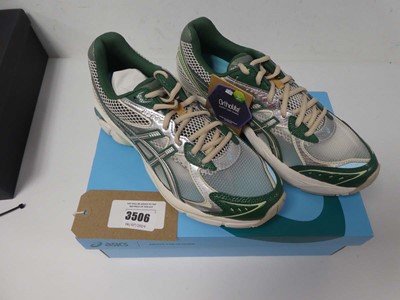 Lot Boxed pair of Asics trainers, green/cream, UK 8