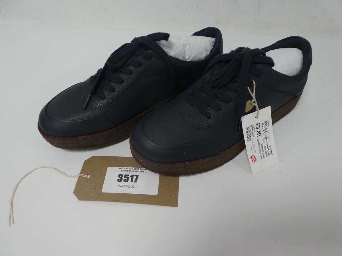 Lot 3517 - Pair of Fitflop trainers, navy, UK 5