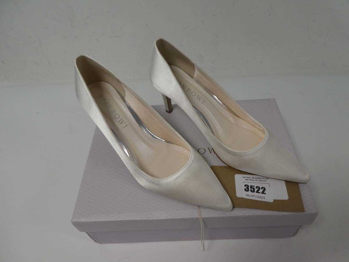 Lot 3522 - Boxed pair of ladies Rainbow Club heels, ivory...