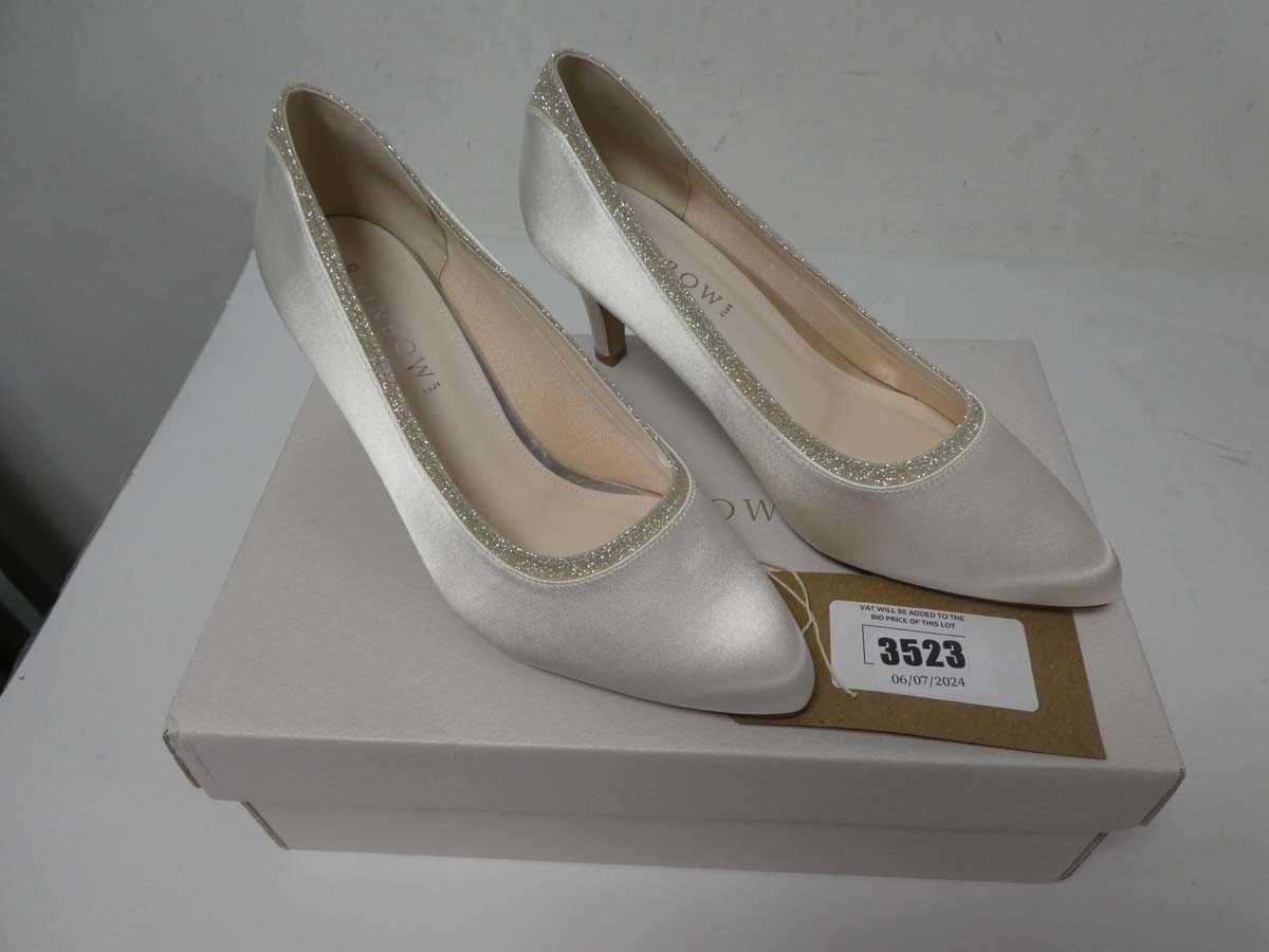 Lot 3523 - Boxed pair of ladies Rainbow Club heels, ivory...