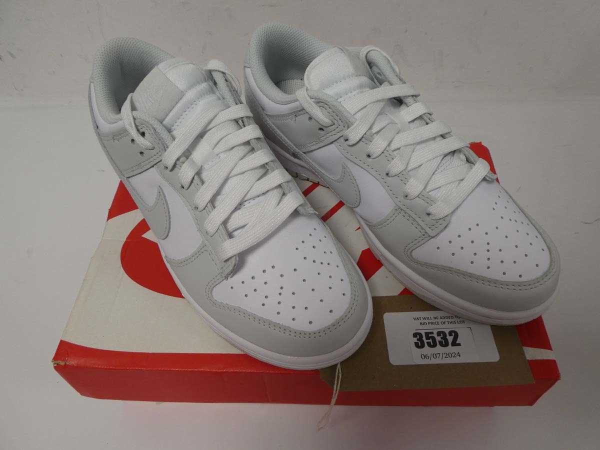 Lot 3532 - Boxed pair of Nike Dunk low trainers,...
