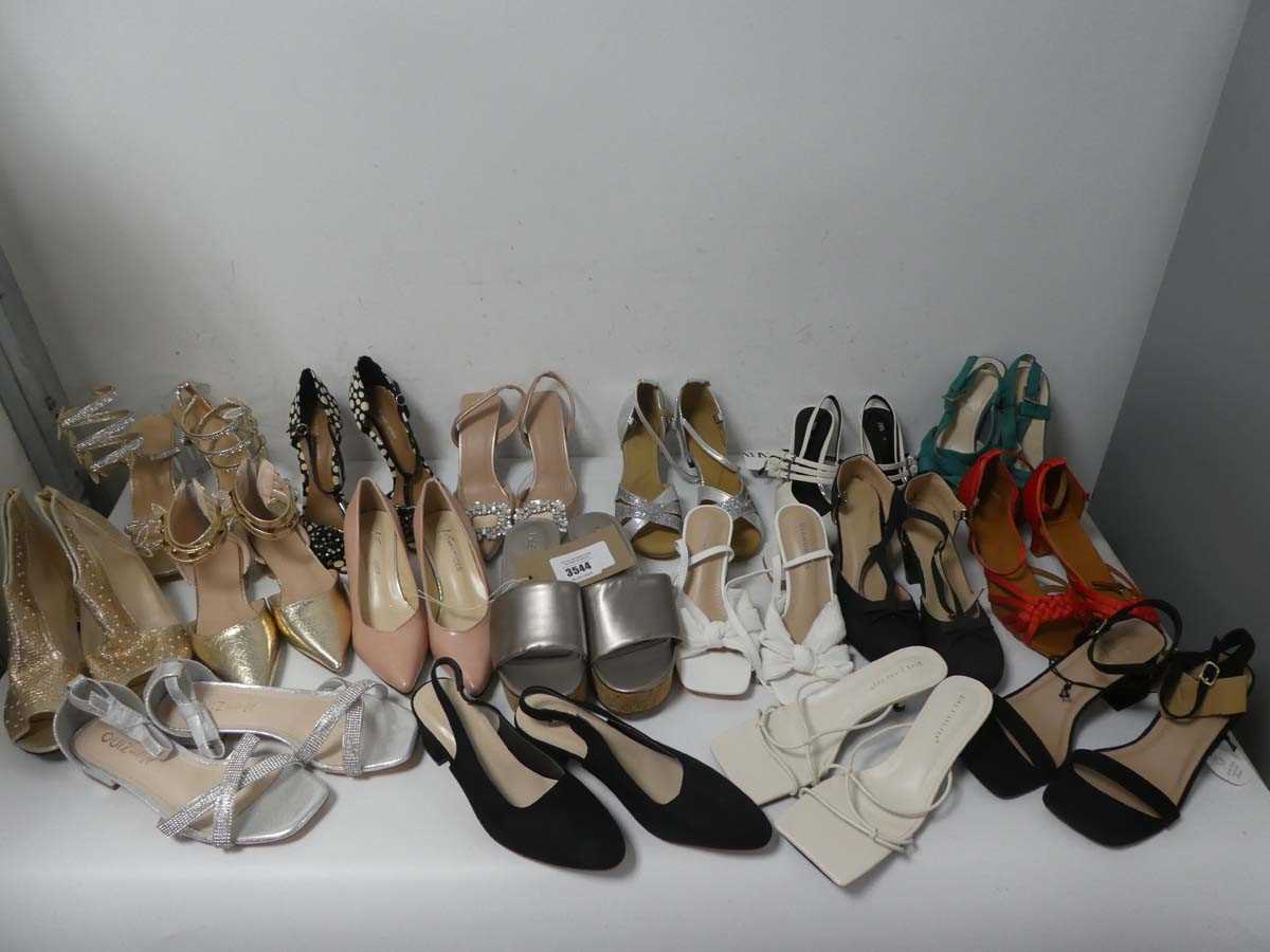 Lot 3544 - 17 pairs of ladies heels, new and used,...