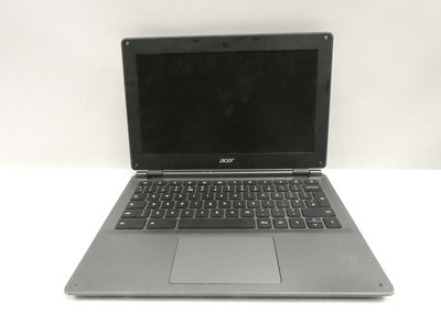 Lot 2003 - Acer ChromeBook C730 laptop with Intel Celeron...