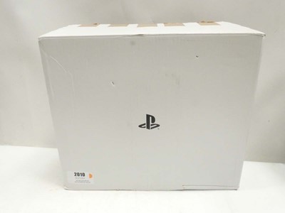 Lot 2010 - Sony PS4 500GB with inner box, controller, cables