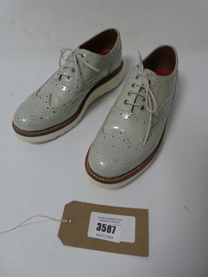 Lot Pair of Grenson shoes, mint green, size unknown