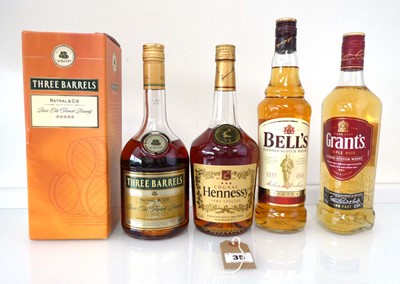 Lot 35 - 4 bottles, 1x Hennessy Very Special Cognac 40%...