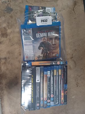 Lot 2032 - 3x 4K Blu-Ray steelbooks; It Came From Outer...