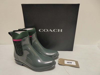 Lot Boxed pair of Coach New York rubber rainbootie...