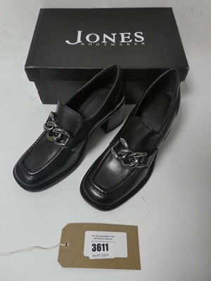 Lot Boxed pair of Jones heeled shoes, black, UK 5