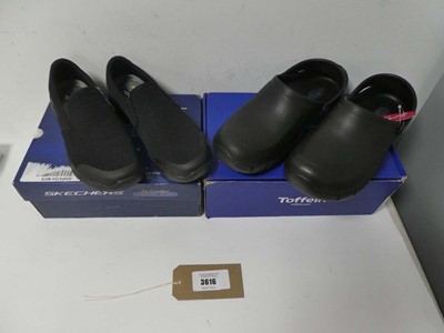 Lot Boxed pair of Toffeln clogs, black, UK 12 +...